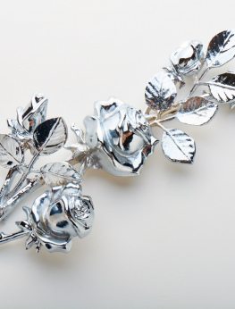 Цветок серебро